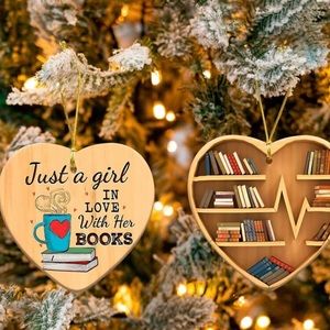 🆕 Heart Shaped Book Shelf Ornament Just a Girl in Love with her Books